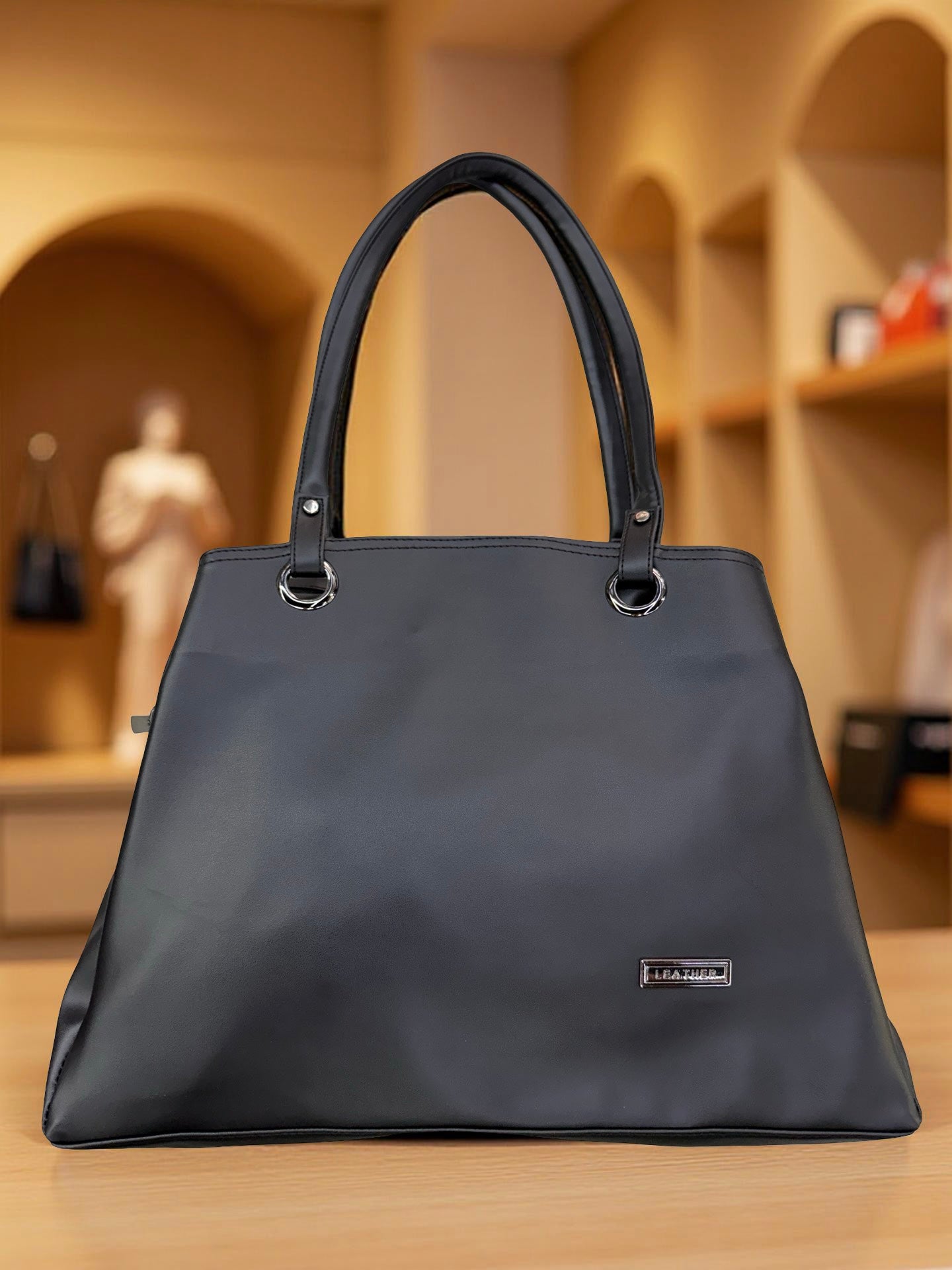 Elegan Handbag – Spacious & Stylish Everyday Companion