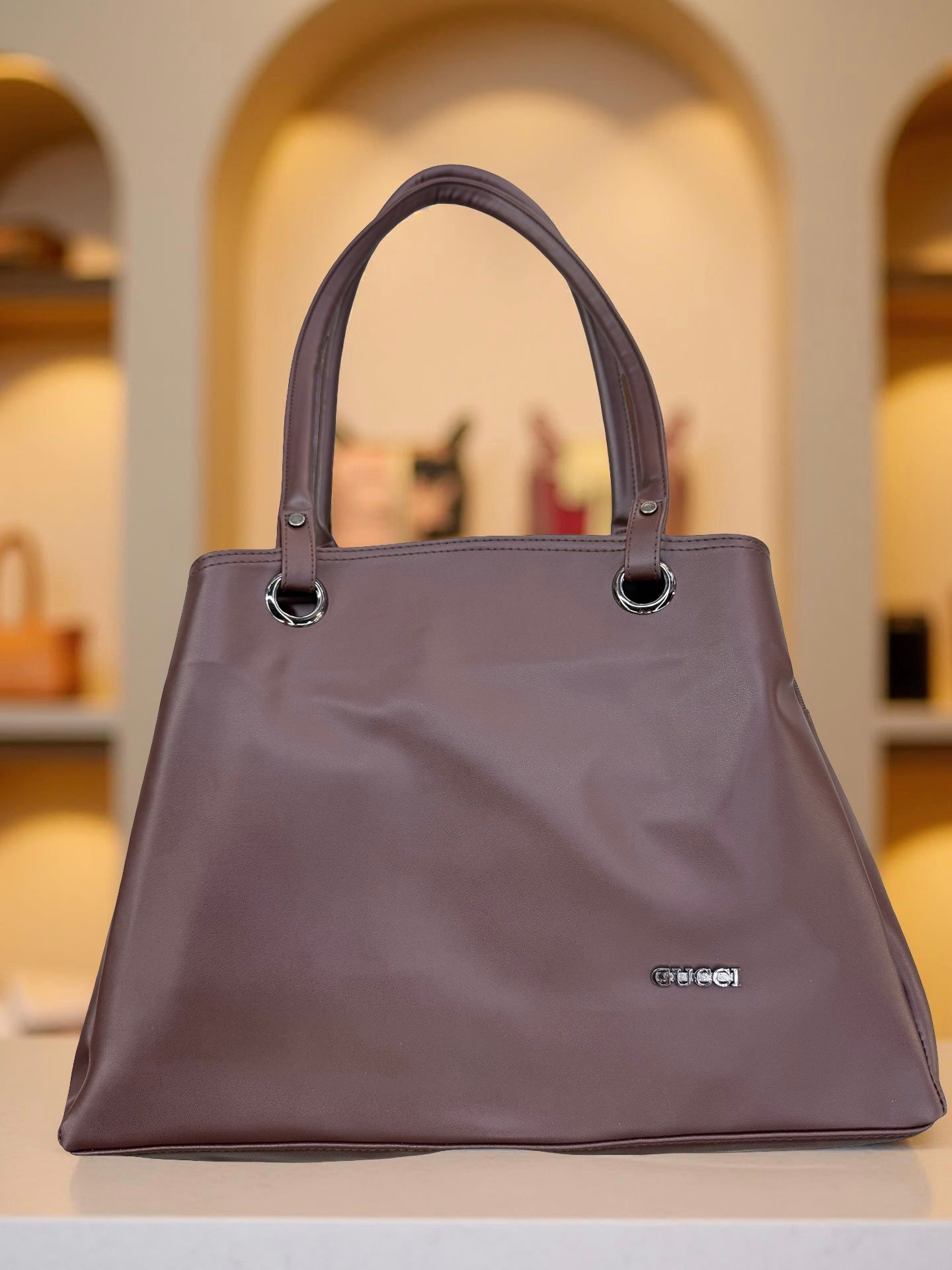 Elegan Handbag – Spacious & Stylish Everyday Companion