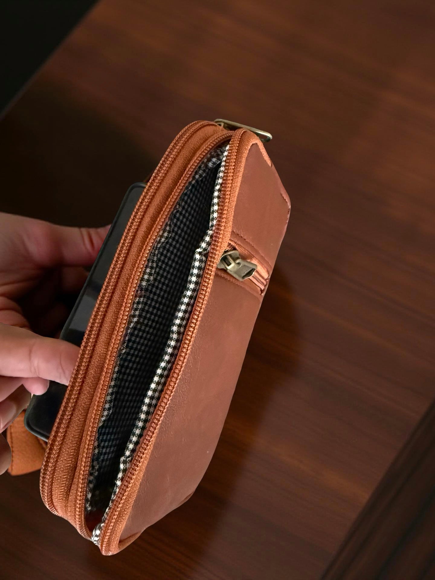 Classic Leather-Finish Belt Pouch