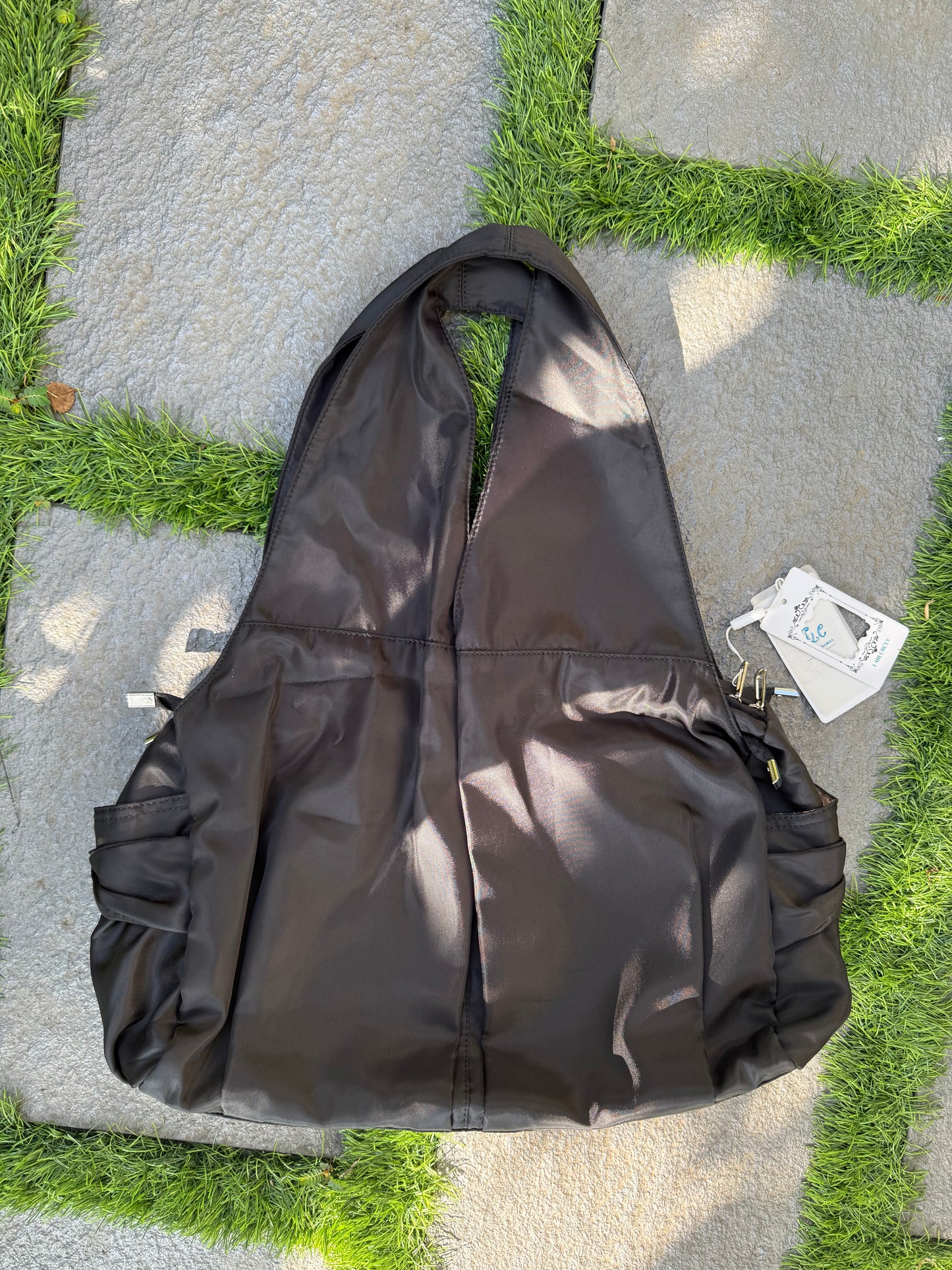 UrbanFlex Lightweight Shoulder Bag