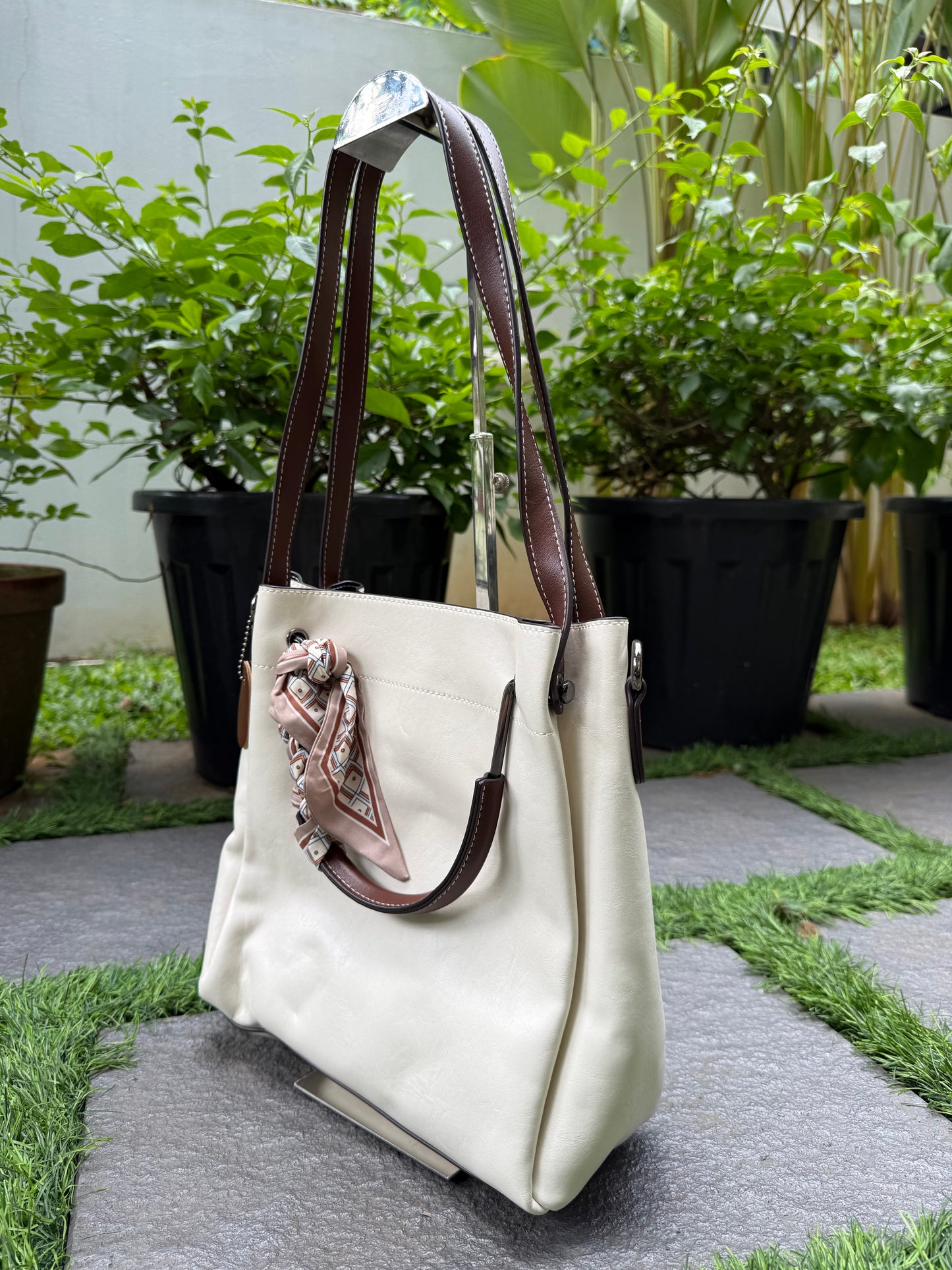 Elegant Dual-Tone Imported Handbag