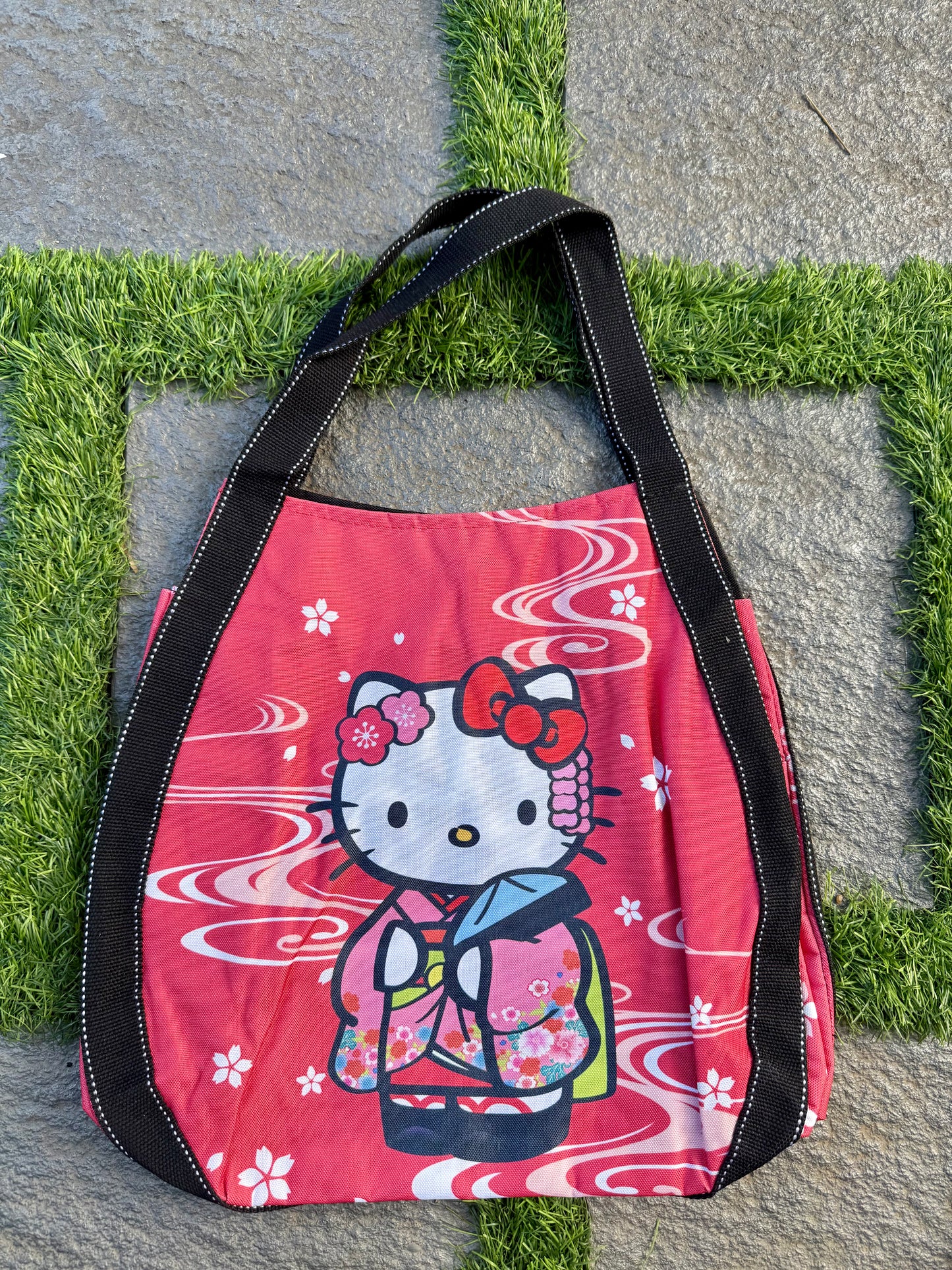 Tote Bag – Spacious & Stylish Everyday Carry